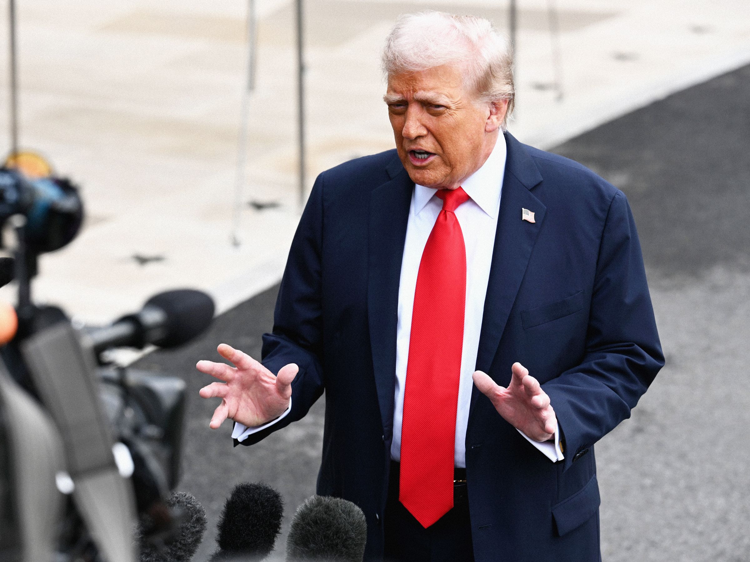 Trump Executive Order Will Hand TikTok Over to US Investors